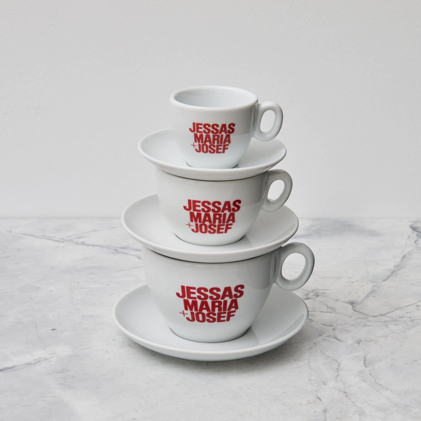 Tasse mit Untertasse JM+J